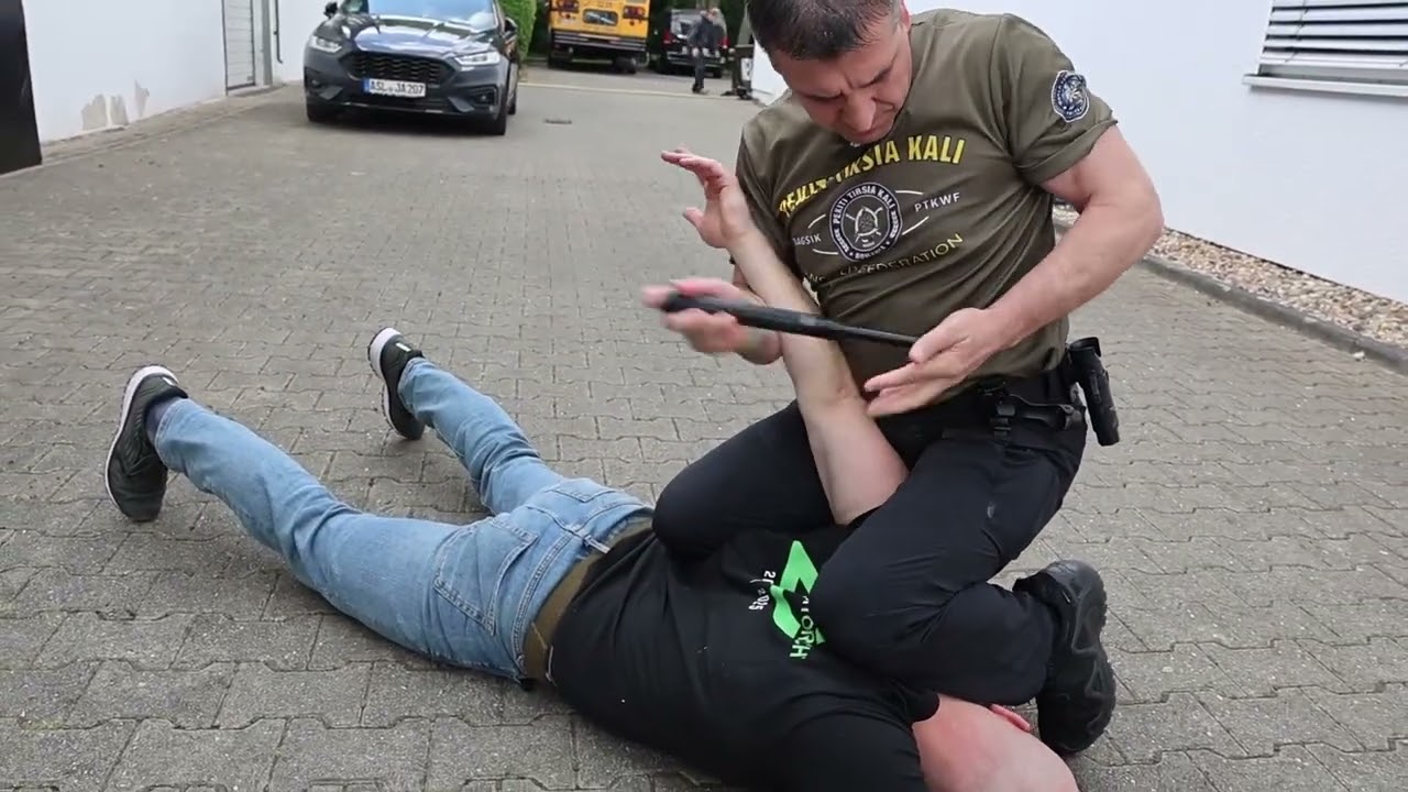 LLTI Summit 2025 Germany: Baton Control Tactics Demo - Highlight 2 #lawenforcement #policeofficer