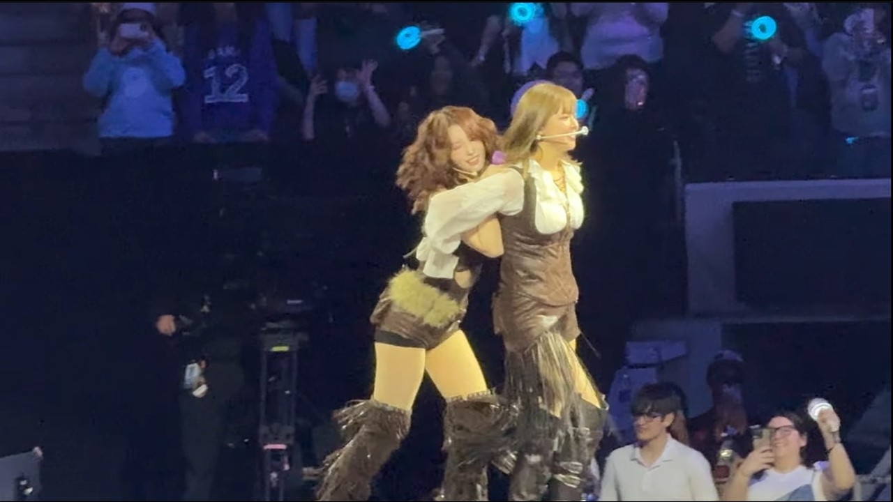 [FANCAM] 2-18-26 - Twice – THIS IS FOR TOUR - New York - Day 1 – I Got You