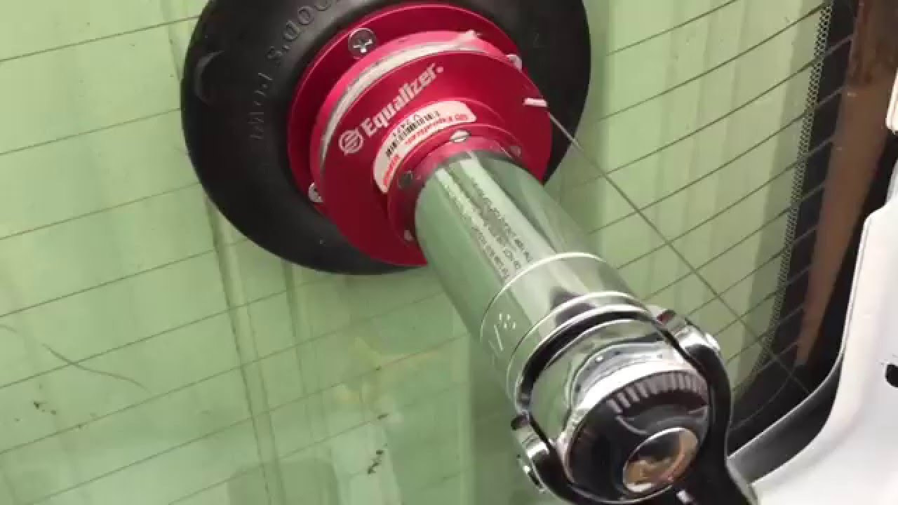Damage free glass removal using the Equalizer Viper with Rip Cord