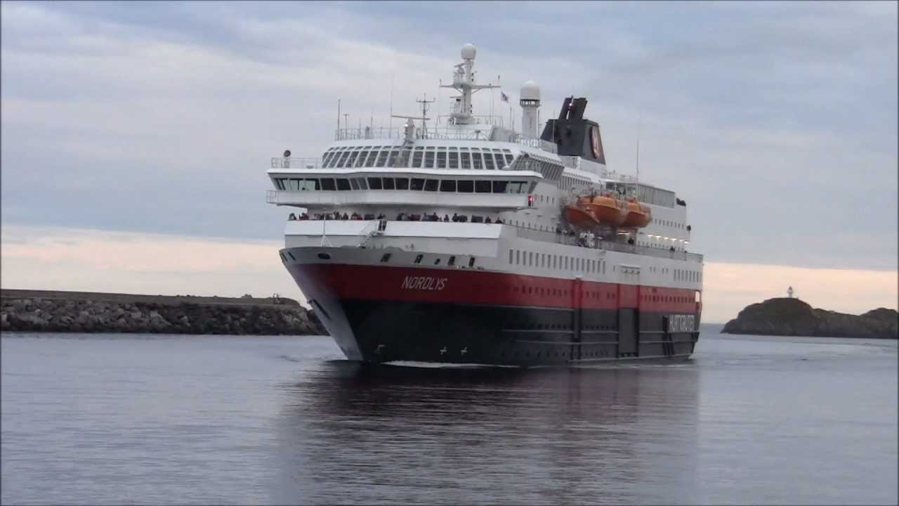 Hurtigruten - Nordlys - Svolvær