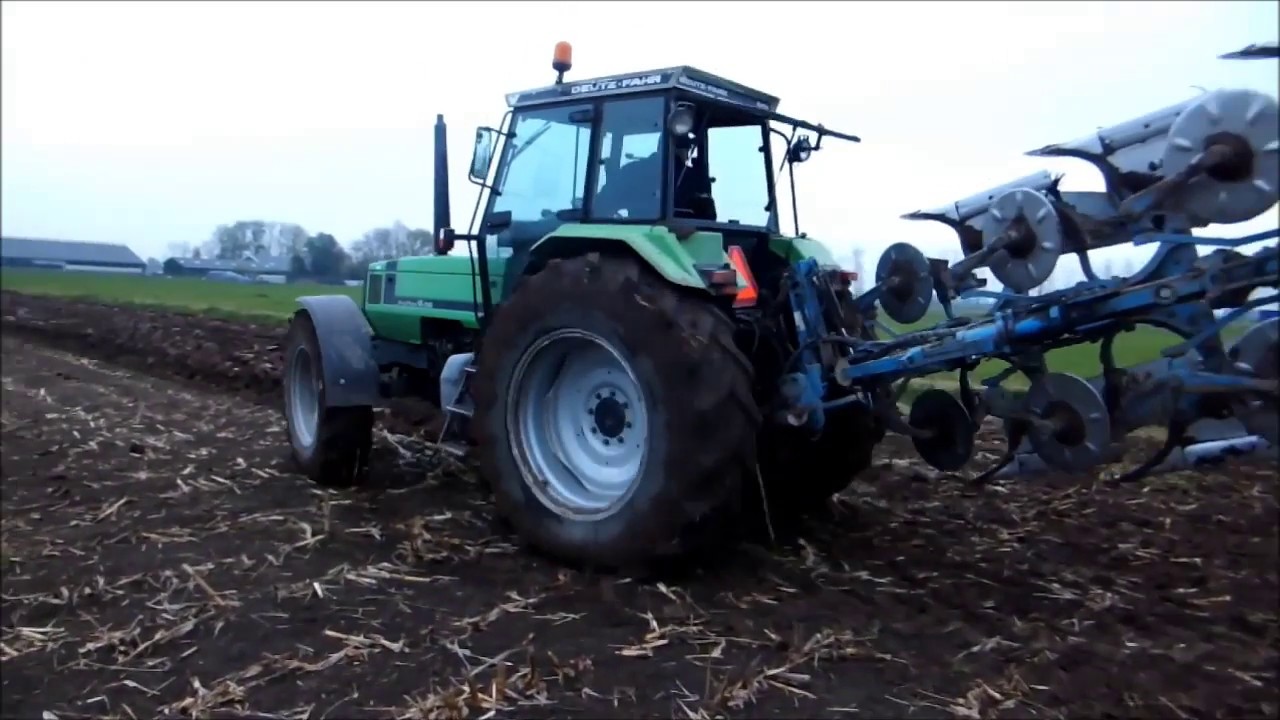 Maisland omploegen met Deutz agroprima 6.06
