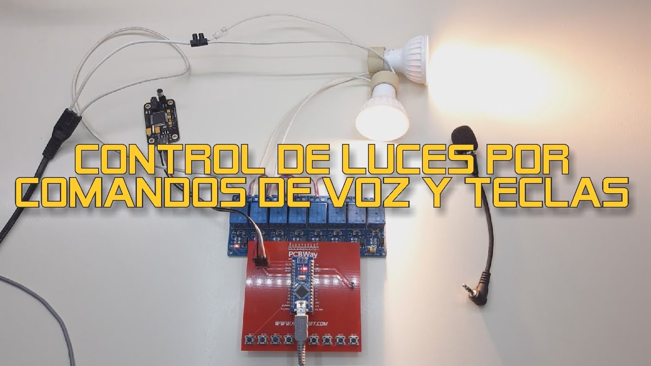 Control de luces por comandos de voz y teclas
