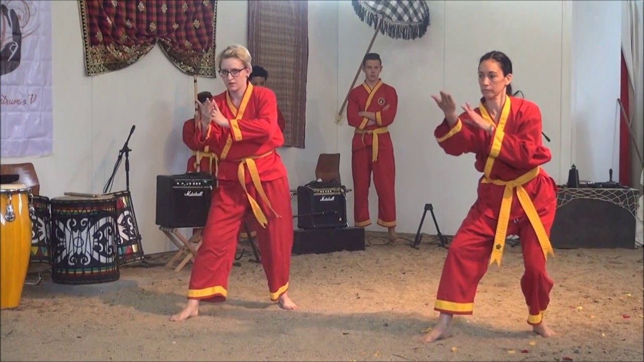 Pencak Silat Tapak Suci Performance with Golok. #TapakSuci