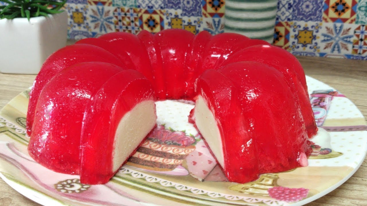 Gelatina recheada com Mousse