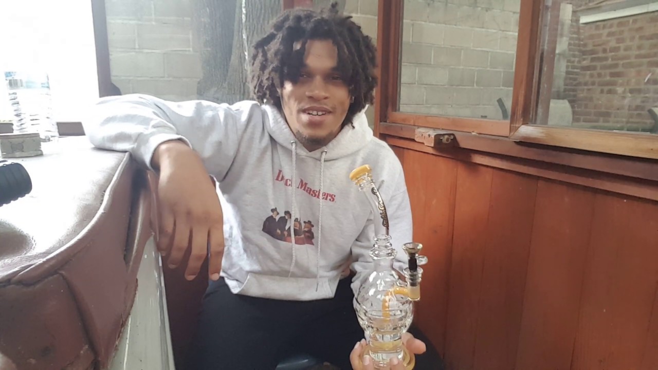 Bong Hits on Bong Hits