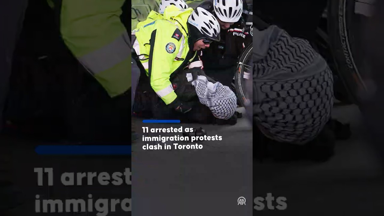 11 arrested at anti-immigration rally and counter-demonstration in Toronto