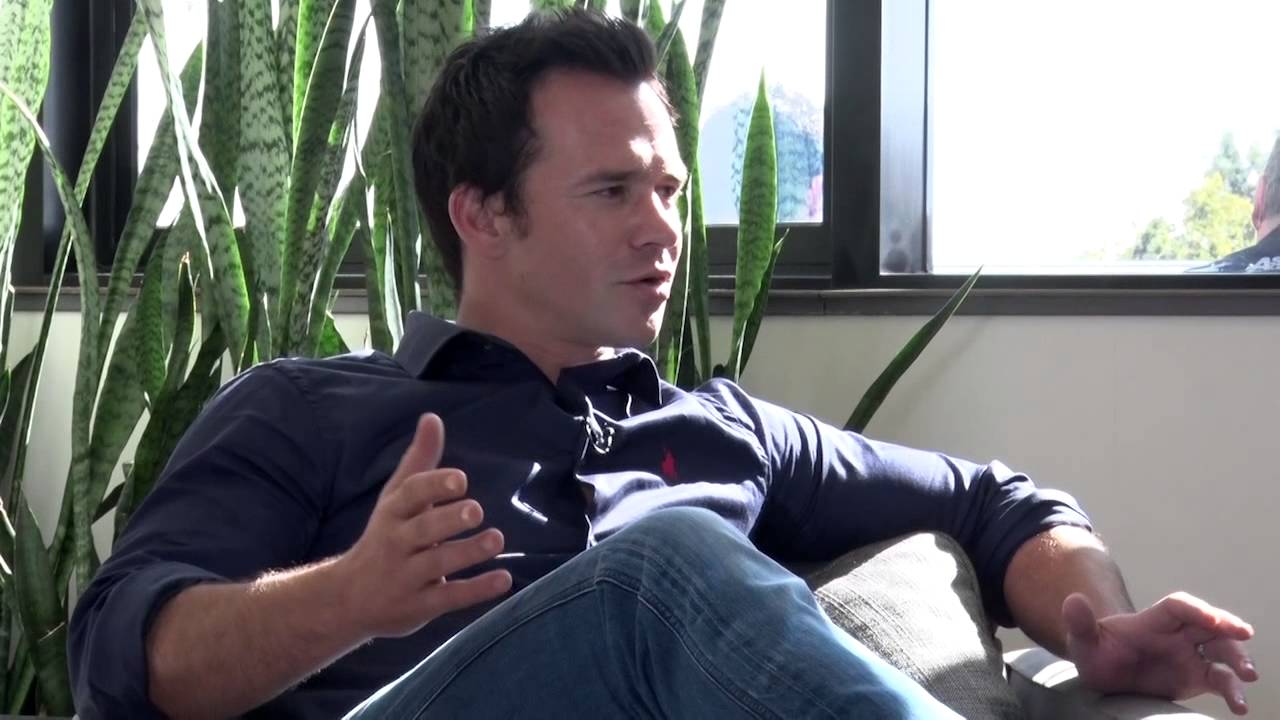 Sports 33 - Derick Hougaard