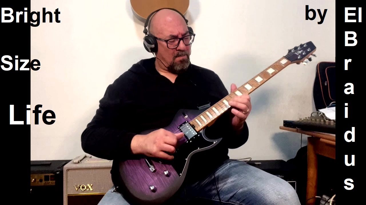 Bright Size Life (P. Metheny) Played by Andrea Braido