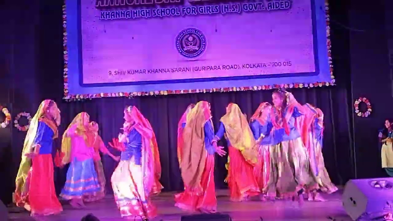 Gidda dance performed by Khanna High school girls 