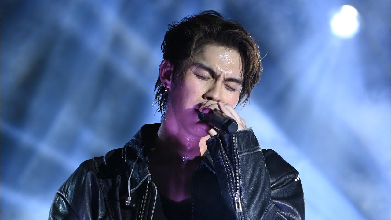 20241225 ระหว่างทาง (Good Time) - Bright Vachirawit  #SiamParagonXmasxBRIGHT #bbrightvc