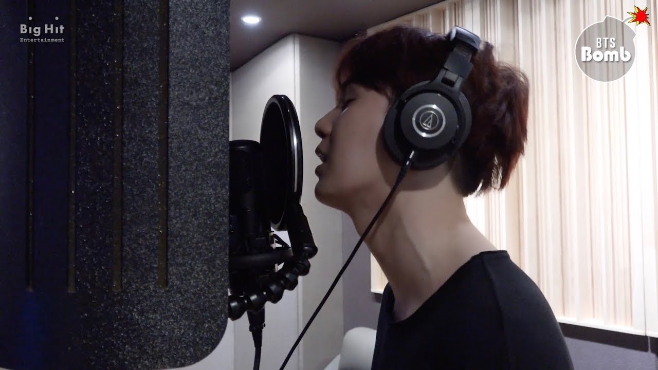 [BANGTAN BOMB] SUGA's '신청곡 (Song Request)' recording behind - BTS (방탄소년단)