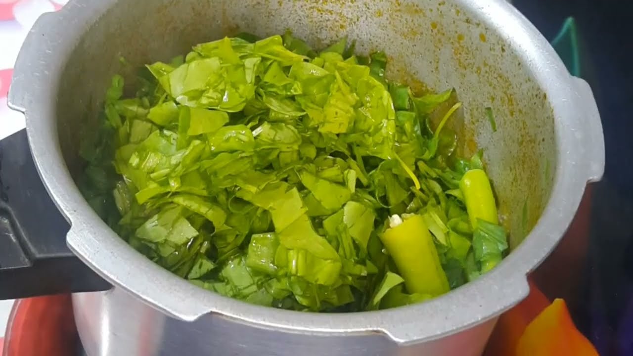 Palak Gosht Recipe | Tender Mutton in Spinach Curry..#Sadaf Recipes 👌💕