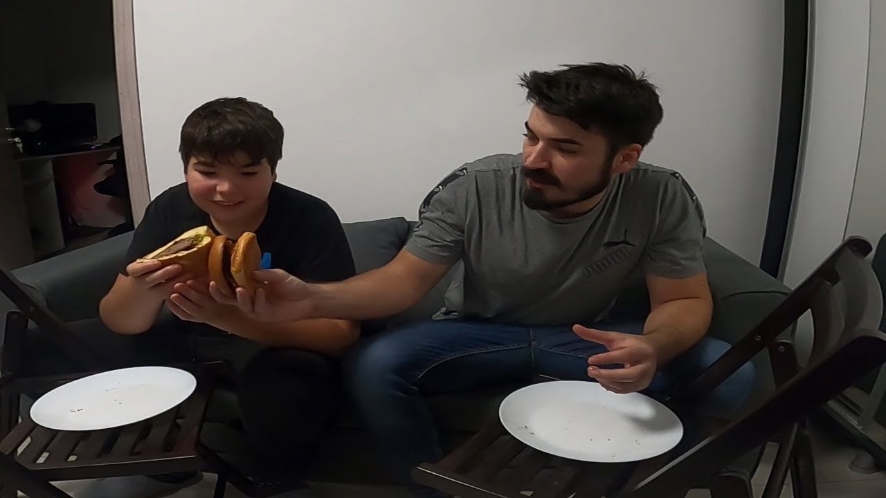 CONCURS DE MANCAT BURGERI CU GRASANU! VOMITA IAR?
