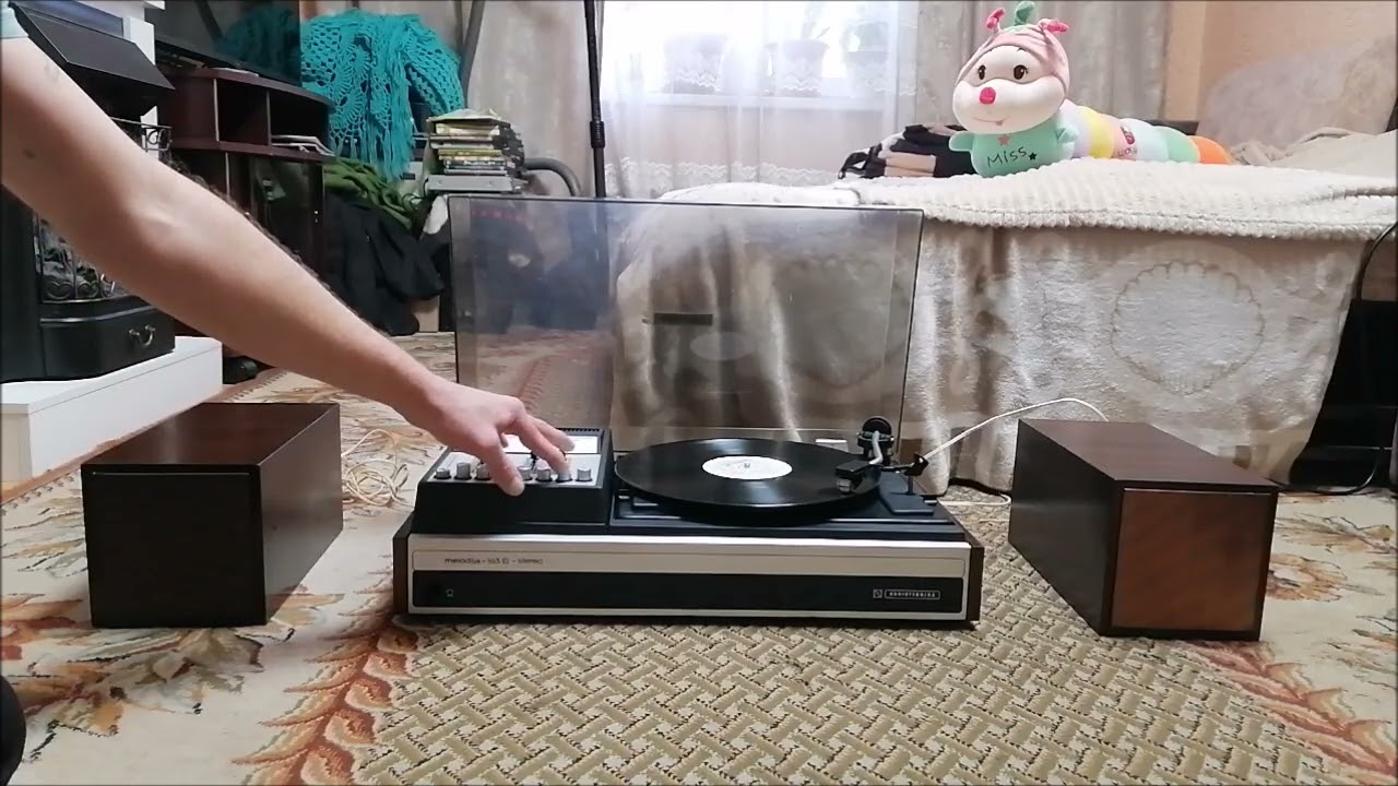 Советский электрофон Мелодия 103В стерео