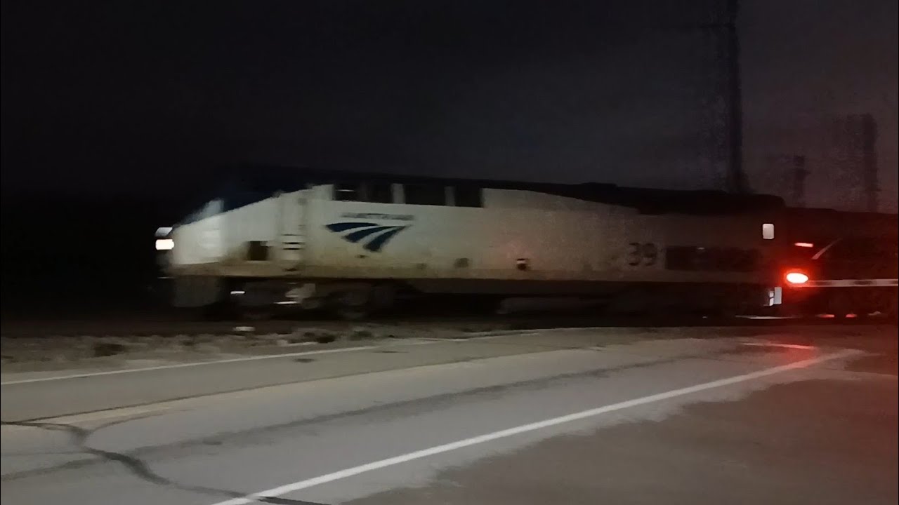 AMTK 39 w/Nice K5LA Horn leads Amtrak 51 Cardinal West at Fairfield, OH