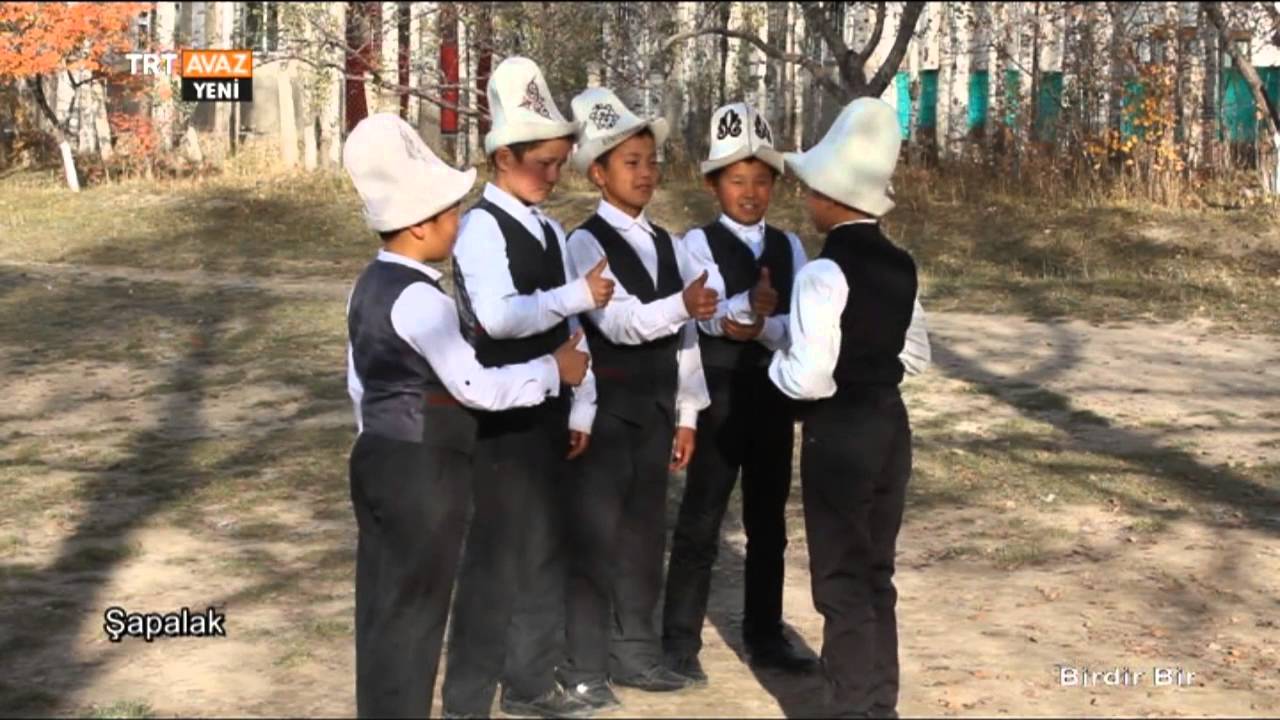 Şapalak Nasıl Oynanır? - Birdirbir - Kırgızistan - TRT Avaz