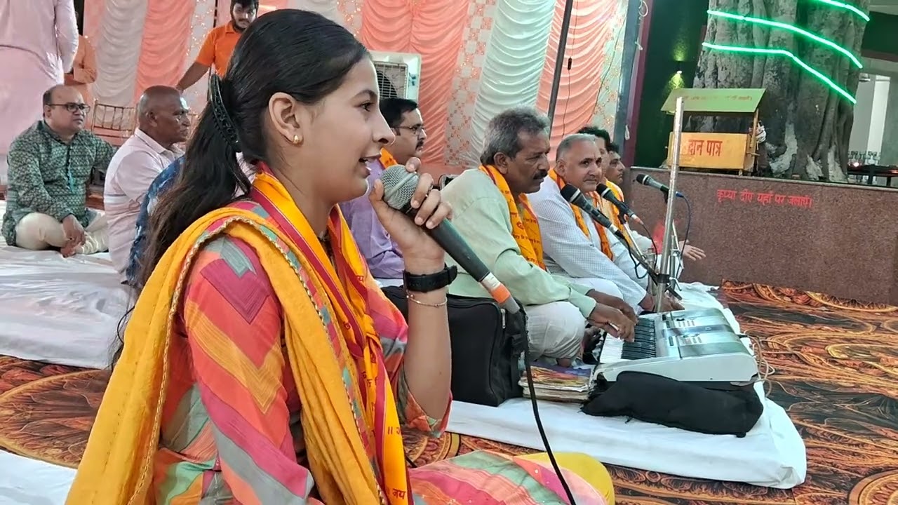 बरसाना मिल गया किस चीज की कमी है, राधिका श्री हरिदासी,Plz like or subscribe