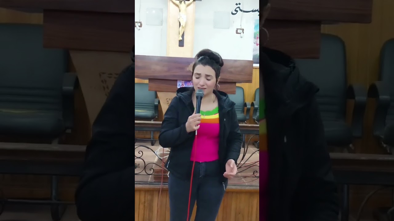 الترنيمة التي طمنت كل الذين سمعوها بقوة الروح القدس #انجي ناصر #مفيش احن من الرب