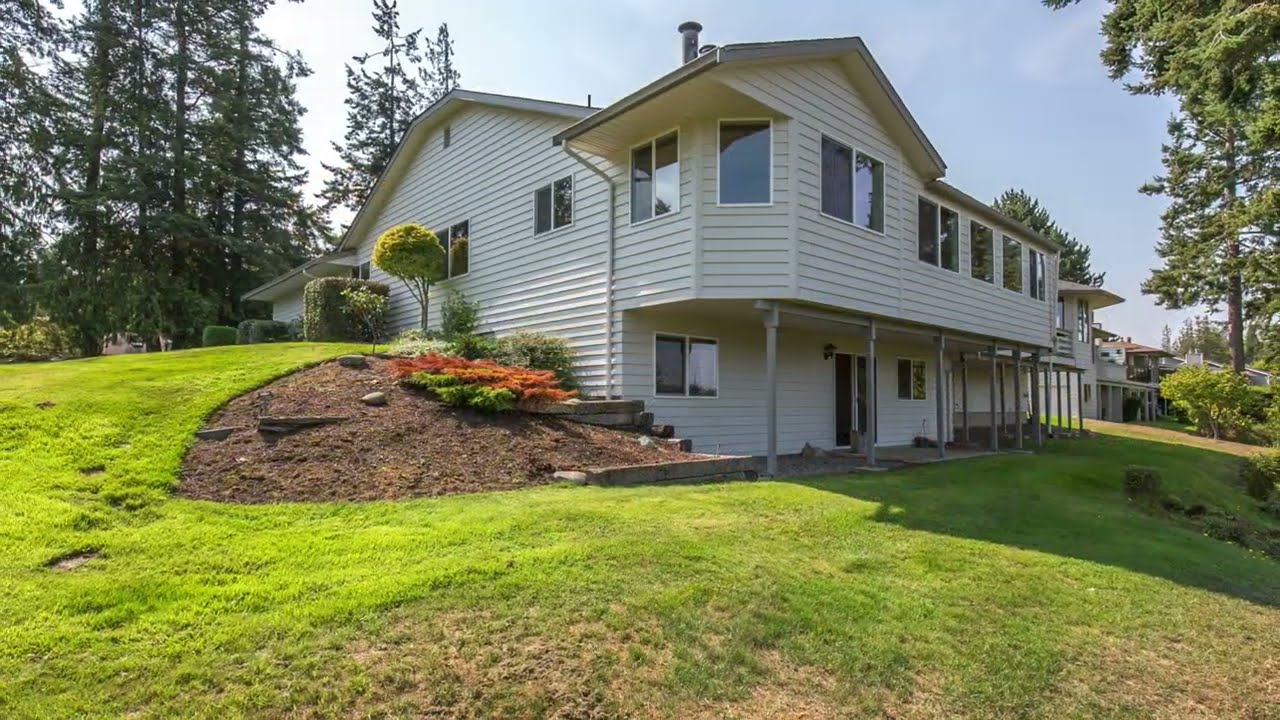 185 Fairway Dr - Sequim WA 98382