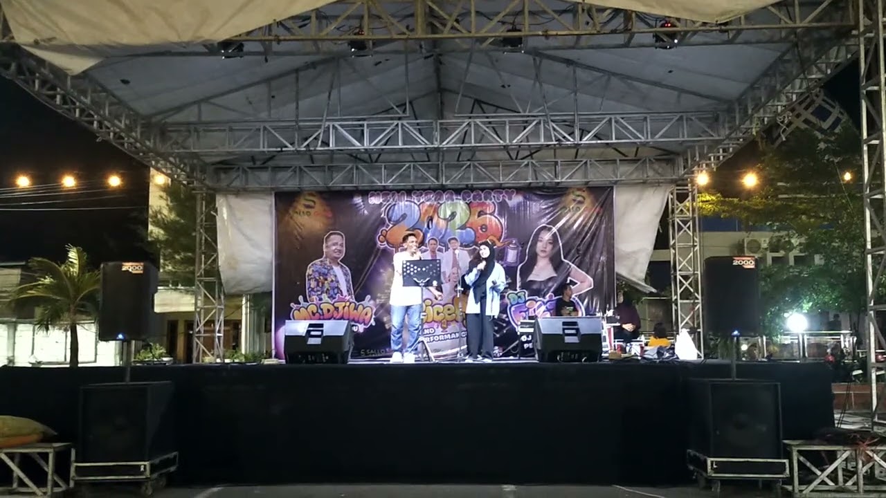 Dilla April feat kertas kosong - alamak #alamak 