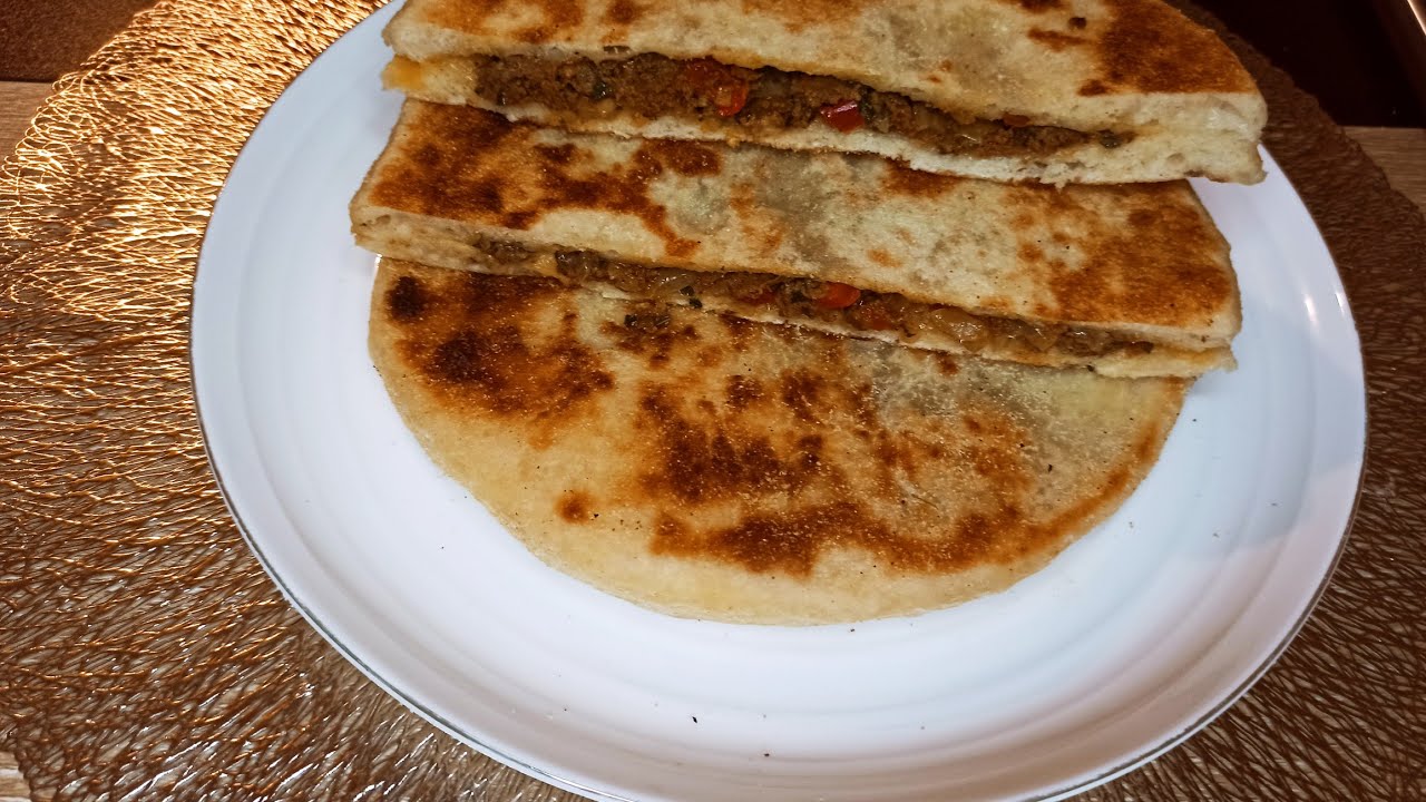 Batbout marocain farci au kefta (طريقة سهلة ومبسطة)بطبوط معمربالكفتة