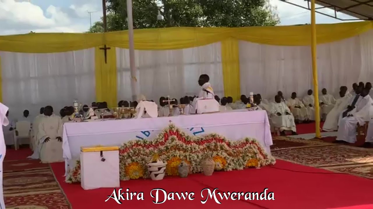 Akira Dawe Mweranda - Cathédrale NDL Muyinga