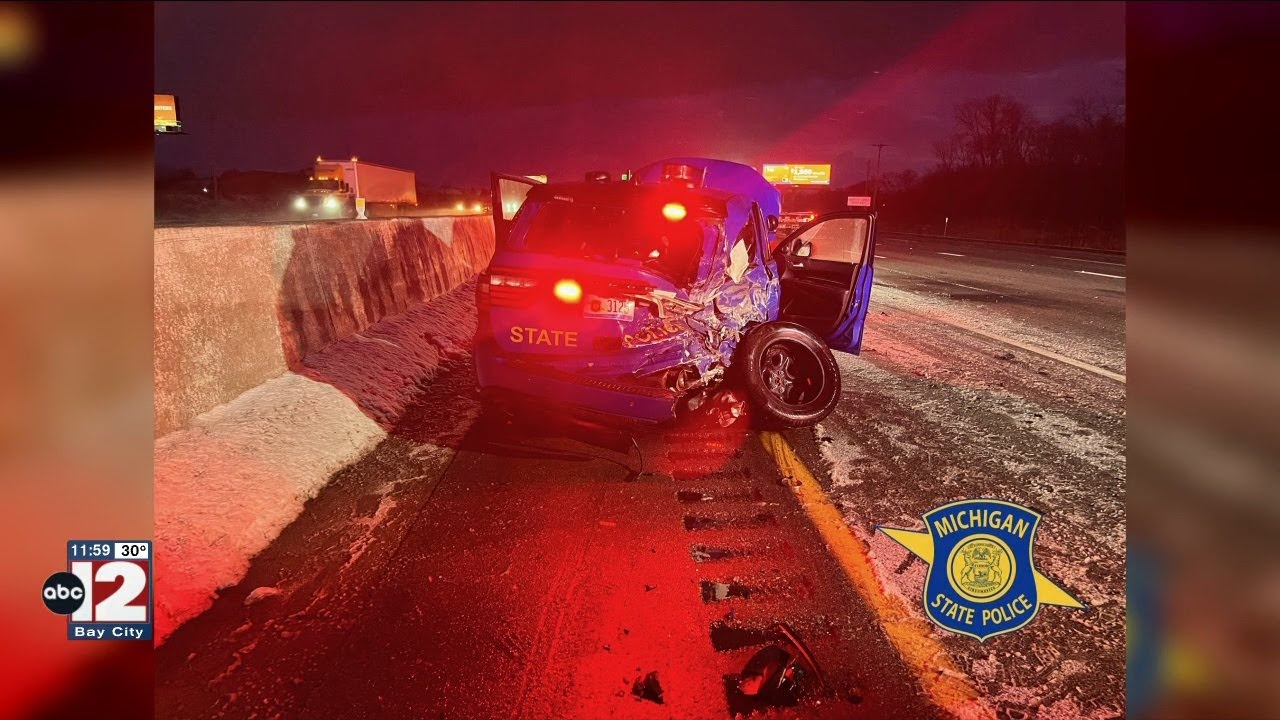 Alleged drunk driver hits Michigan State Police vehicle on I-75