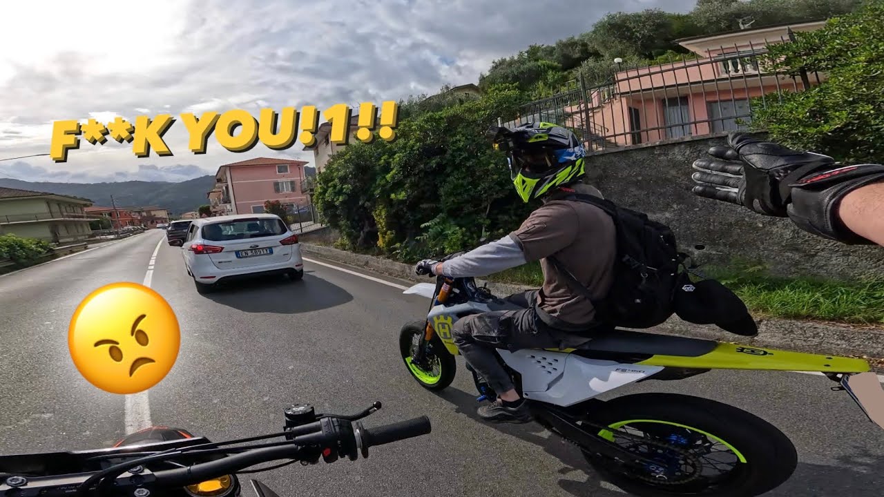 🤯 EPIC SUPERMOTO BATTLE 🤯                   KTM vs HUSQVARNA (2023 MODELS)