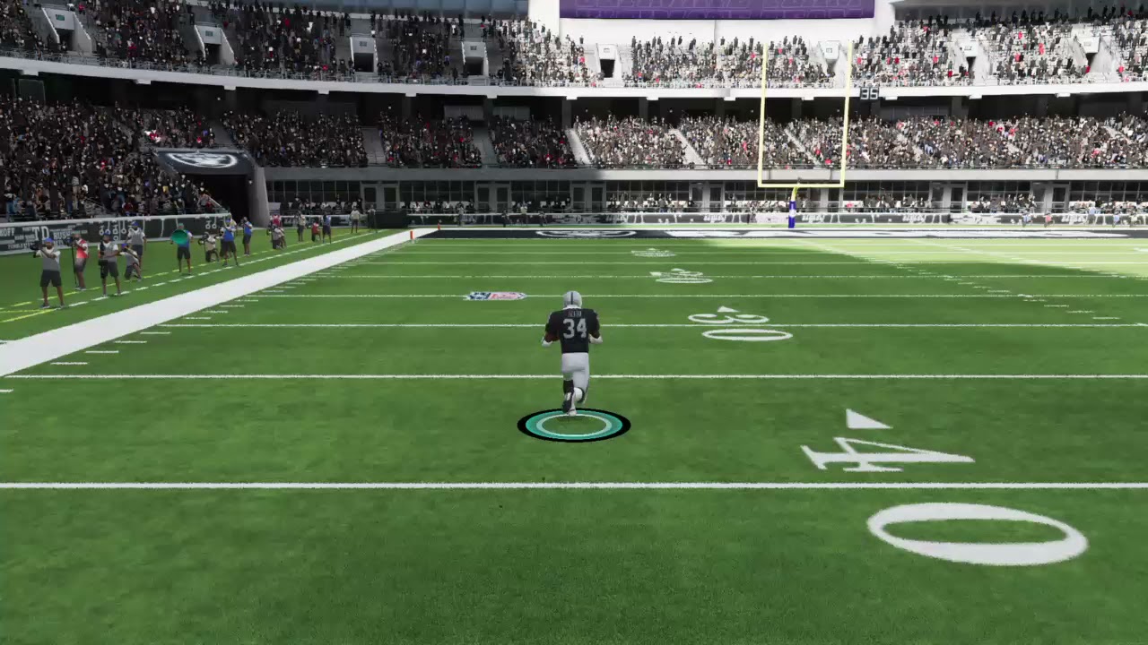 Madden NFL 22 99 yard Bo Jackson MUT