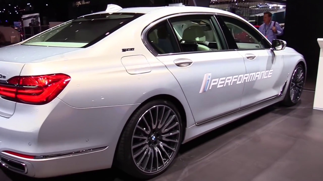 2017 BMW 7 Series 740e Pearl White Luxury Features | Exterior and Interior | First Impression