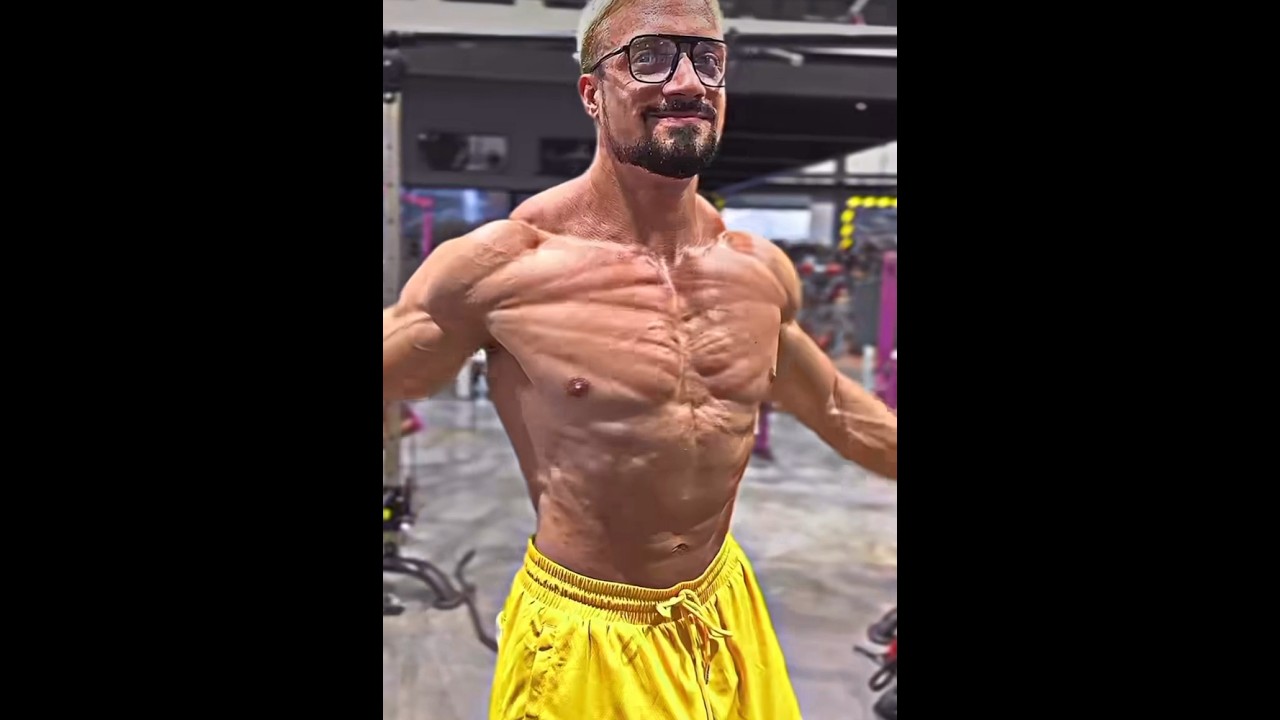 Chest muscle fibers bodybuilder #shorts