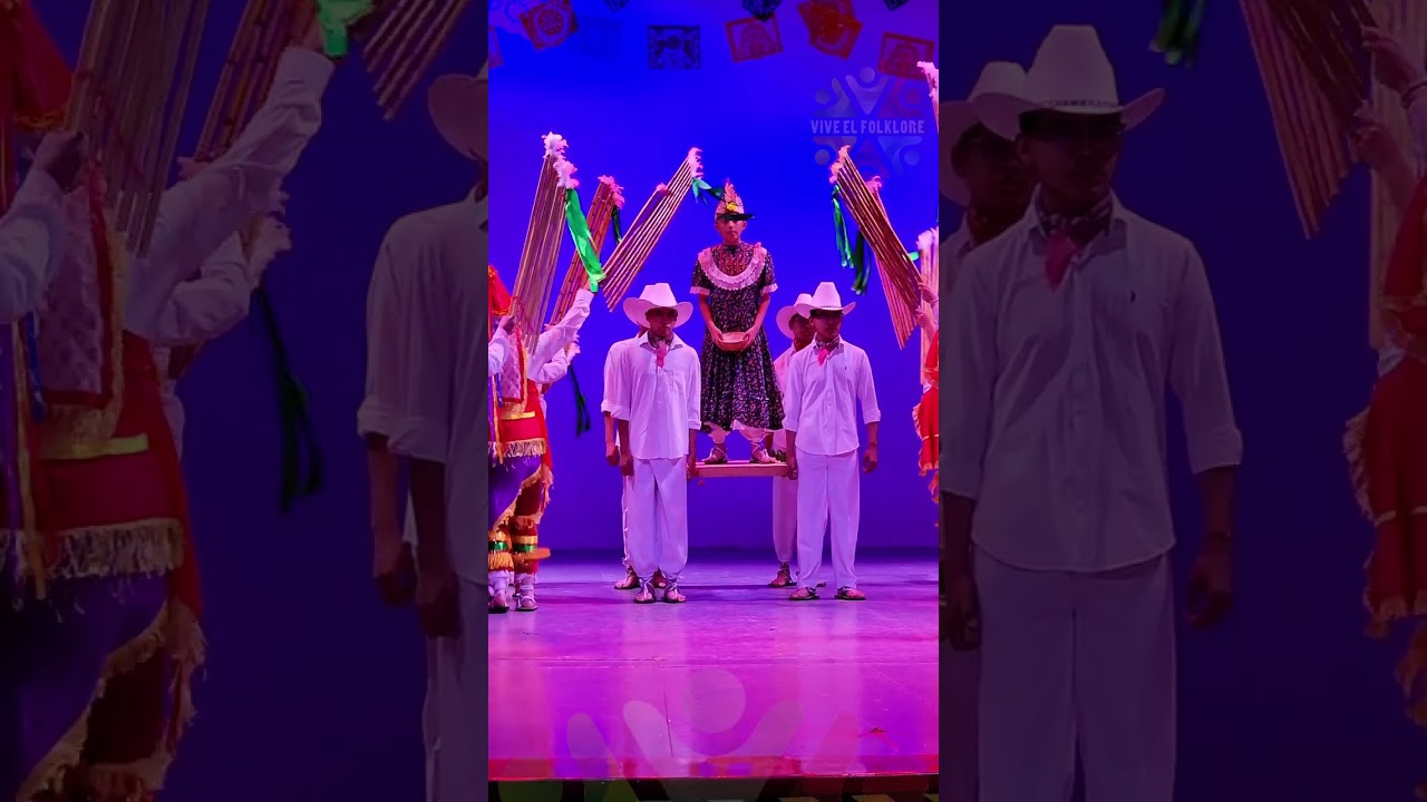 Danza de los Acatlaxquis - Puebla