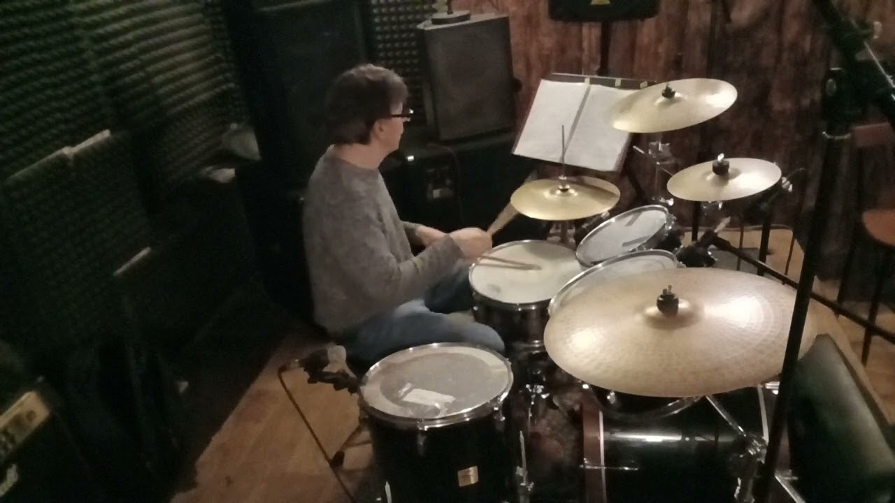 Donna Summer _&_ Love  ıs control_            ( Drum Cover )