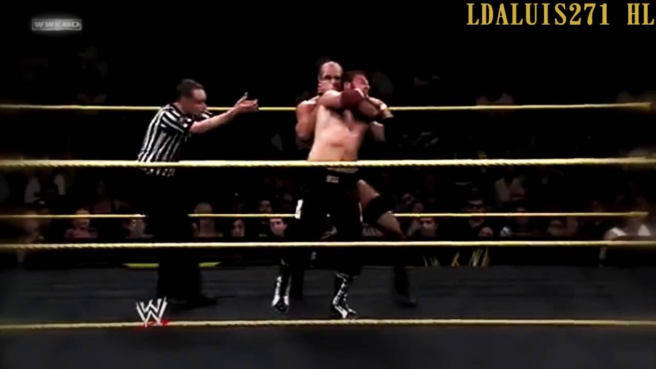 Antonio Cesaro vs Sami Zayn -  2-Out-3 Falls - WWE NXT 22/08/2013 Highlights (HD)