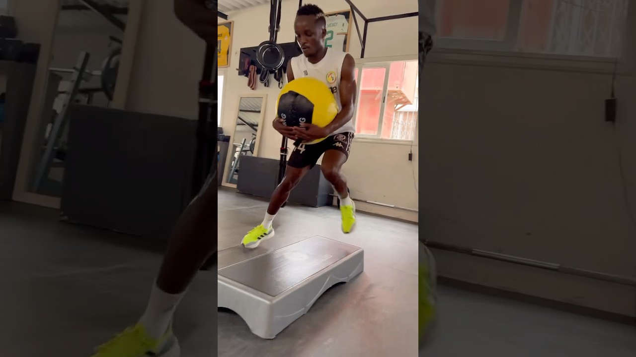 Futur Sadio Mane Cheikh Sabaly pr&eacute;pare d&eacute;j&agrave; sa saison #football