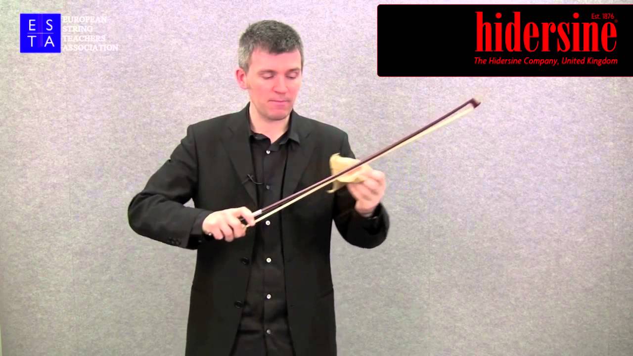 HOW TO apply ROSIN to your bow (and clean it off too!) - Violin Tips and Techniques.