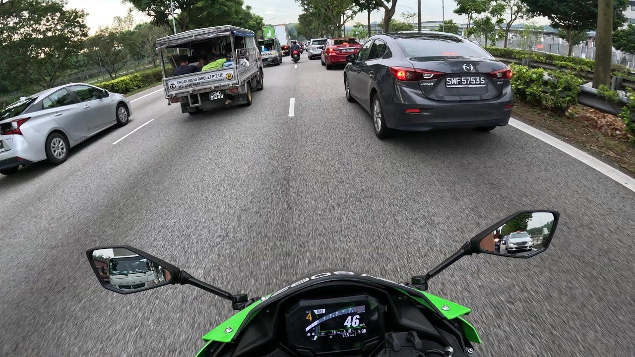 *BRAND NEW* Kawasaki ZX4R-SE 2023 Motorcycle POV (Commute to Work) ASMR
