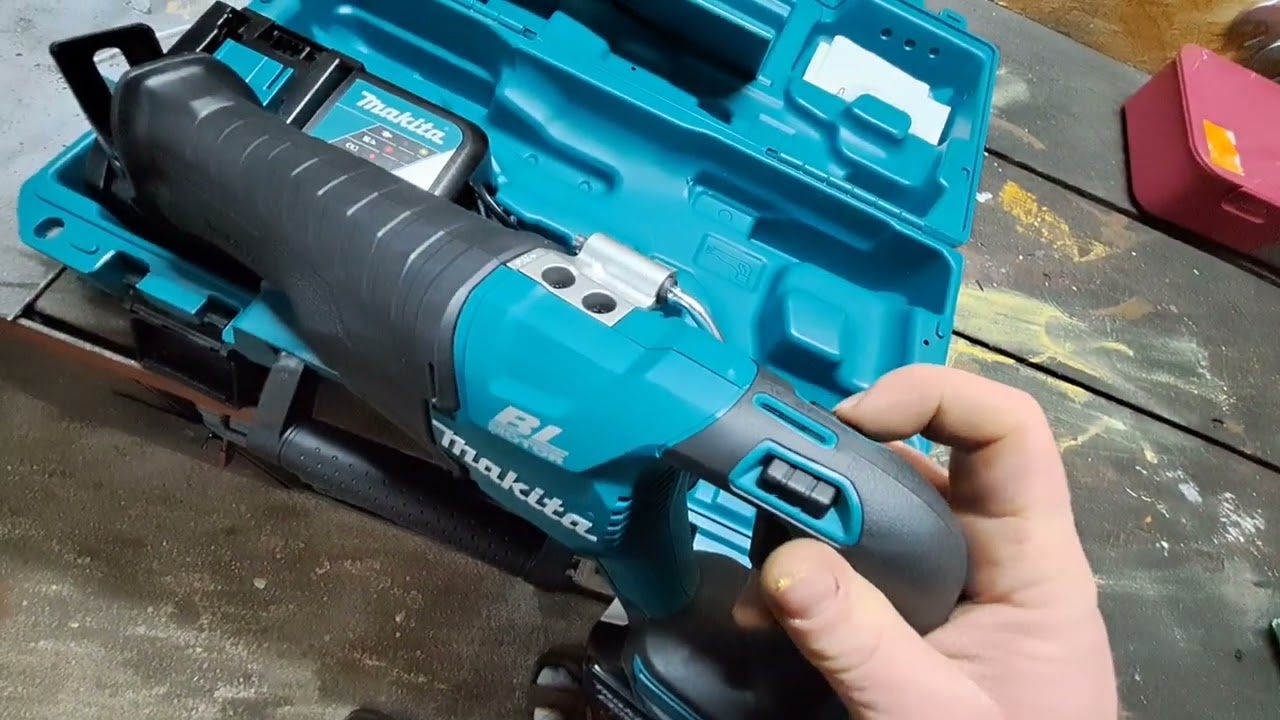 Makita DJR187