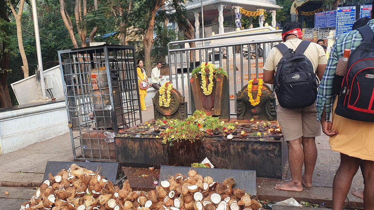 Tirumala Tirupathi Balaji temple Srinivasa Venkateswara Swamy 