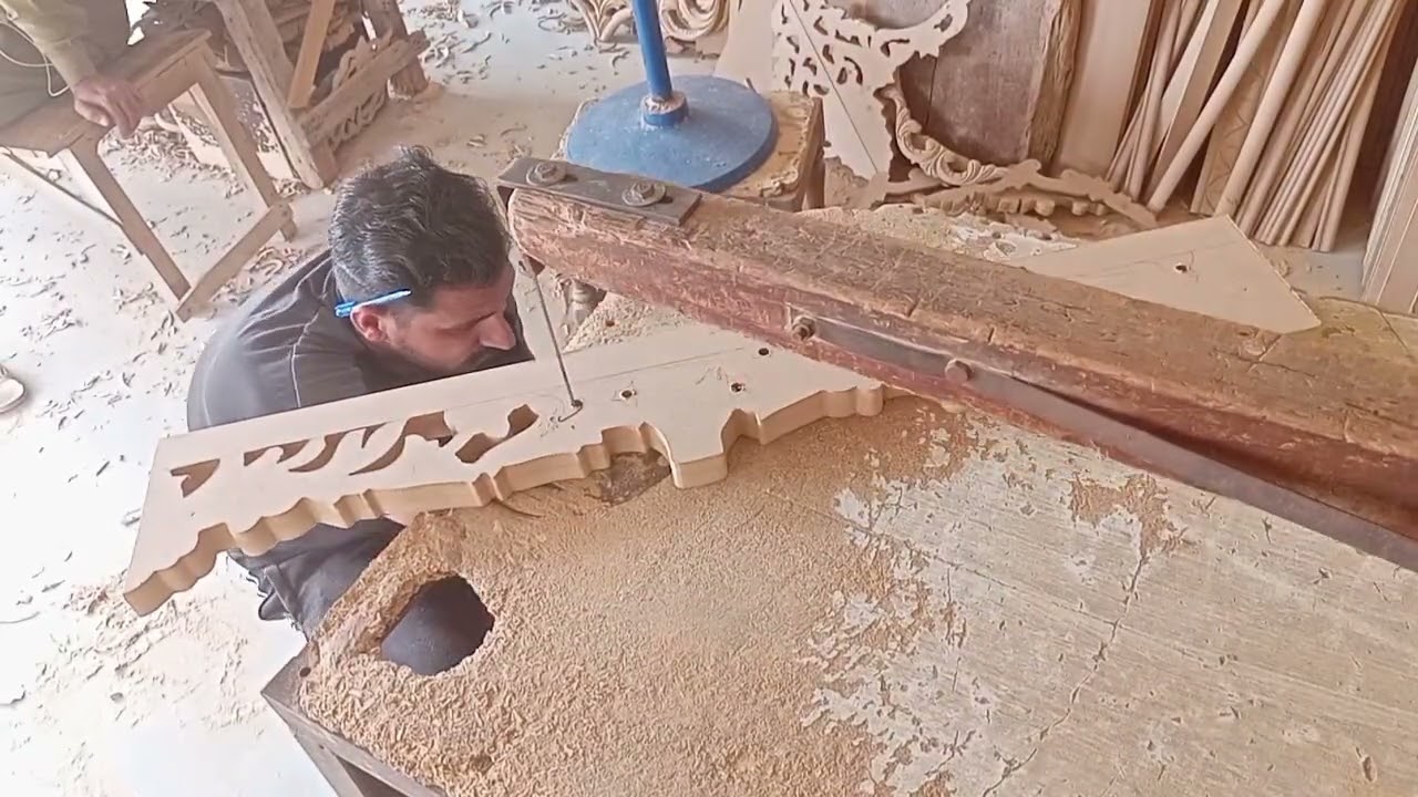 How to wood carving work skill and talent  experience the best regards to design and in Pakistan 