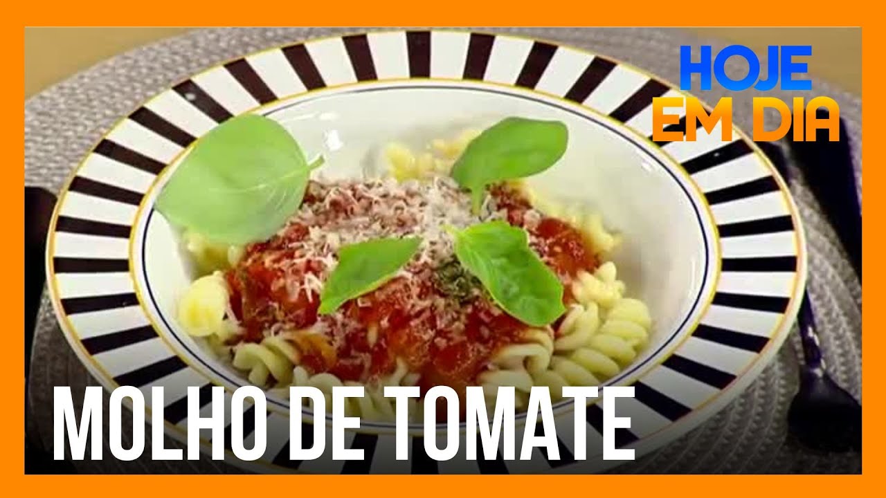 Segredo da Receita: Guga Rocha ensina a fazer caponata, molho de tomate caseiro e torta de chocolate