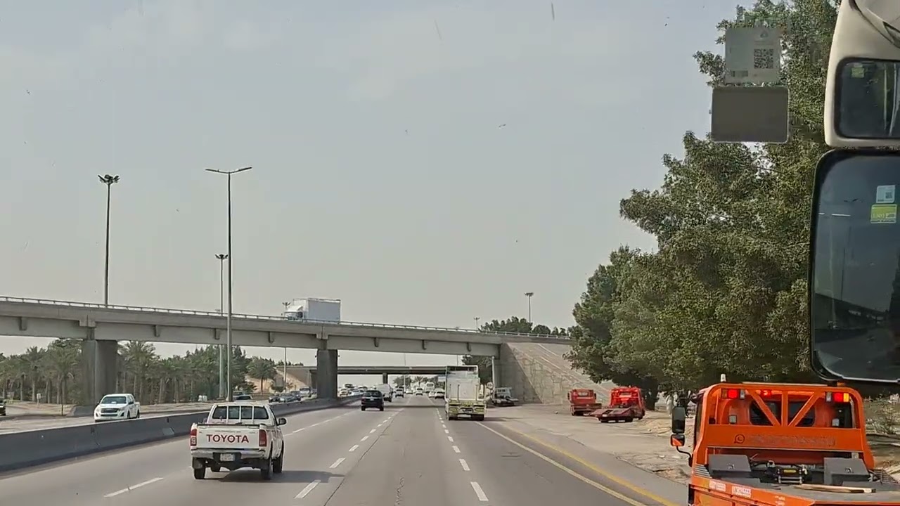 Dammam road beautiful 🌹