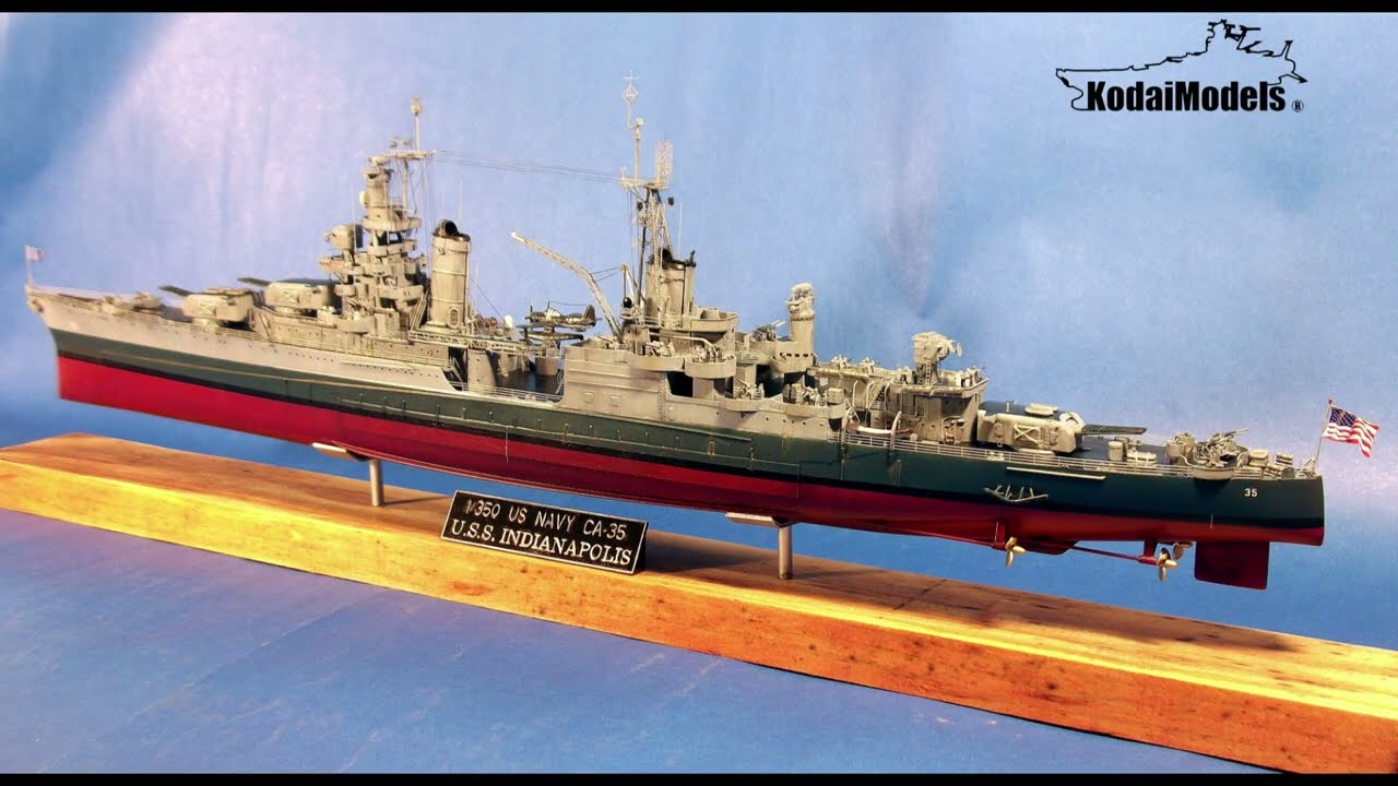 USS Indianapolis CA-35 Heavy Cruiser 1945 (1/350 Trumpeter)
