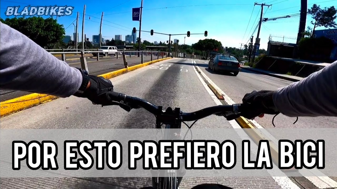 Atravesando  la ciudad de norte a sur en bicicleta.