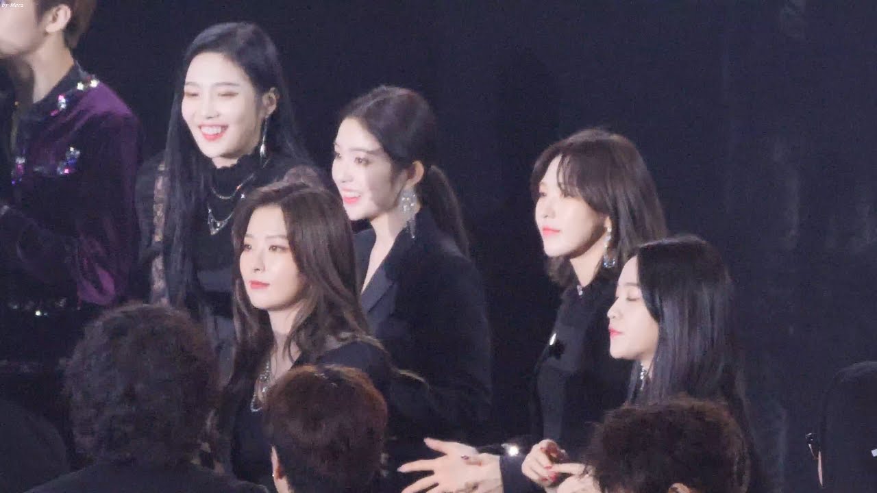 레드벨벳(Red Velvet) - 방탄소년단 (BTS) - IDOL 아이돌 앵콜 Reaction [4K] Cam