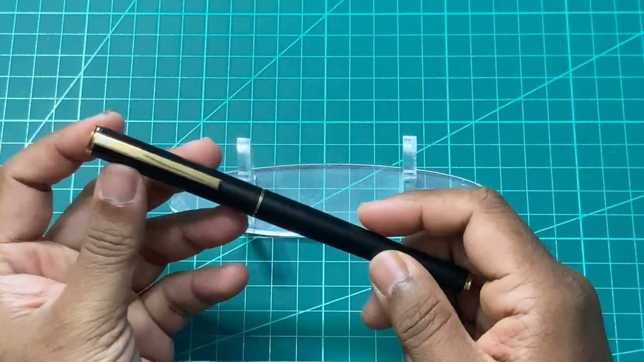 Sheaffer Fashion II - vintage fountain pen review (see description for more)