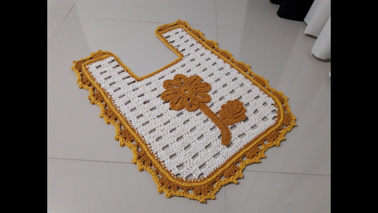 Jogo de banheiro Flor Mostarda ( pé de vaso )