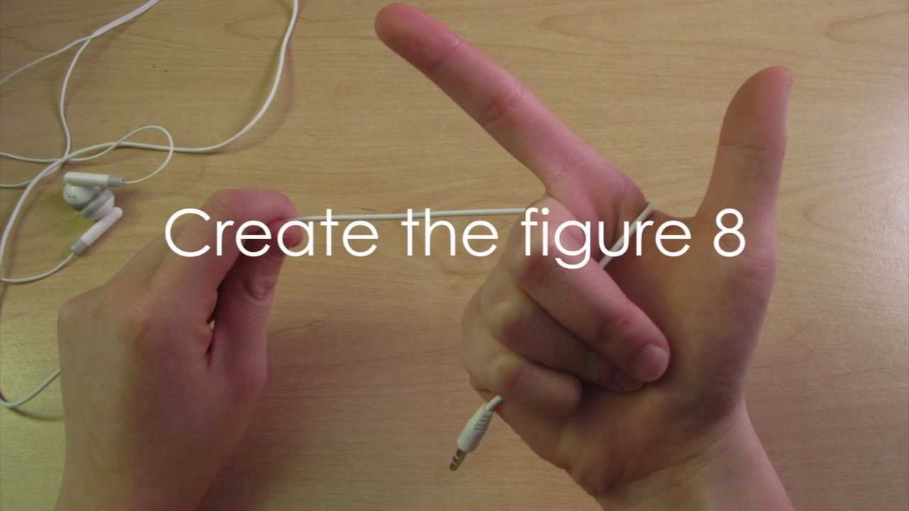 Effective & easy method to keep headphone wires from tangling