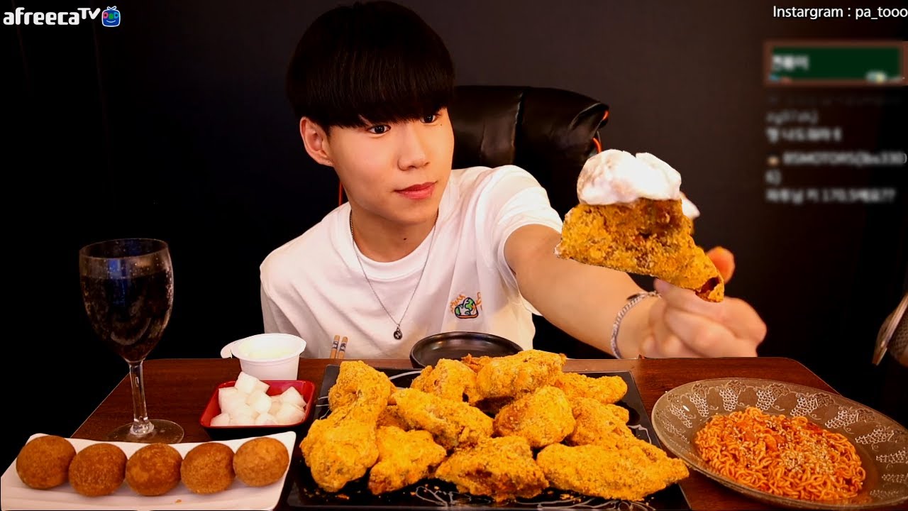 BHC뿌링클 치킨에 바삭치즈볼 라면볶이 먹방! MukBang Eating Show [파투]
