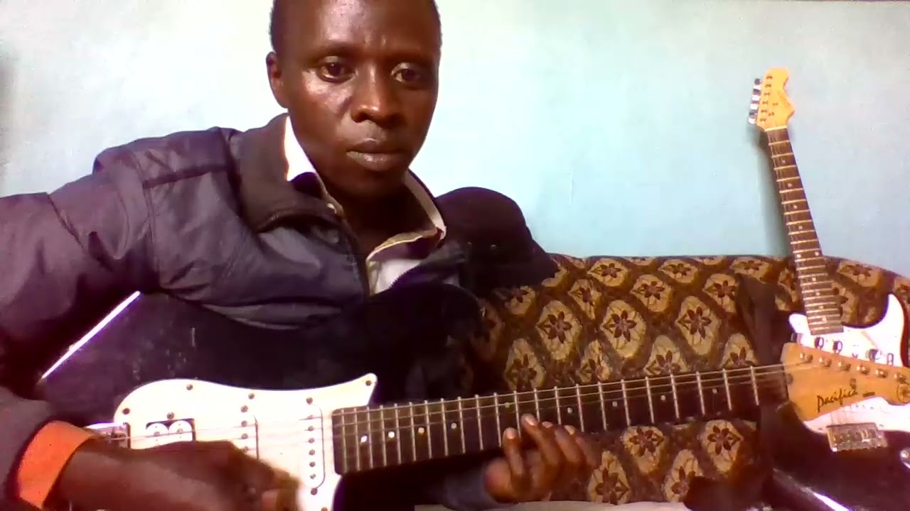 Site koroga inî Rhythm and solo guitar tutorials